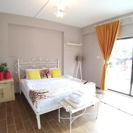 Ξενοδοχείο Aria 2*